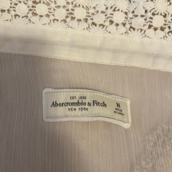 Abercrombie sheer button up with lace collar - Picture 4 of 4